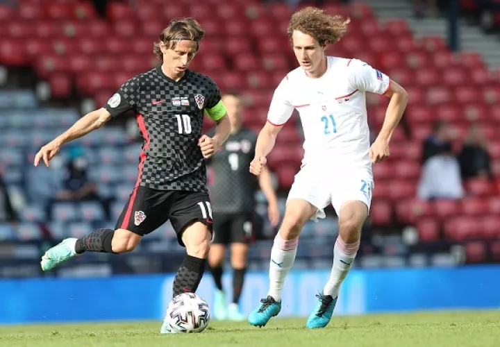 Croacia pretende alcanzar los octavos de final en su último partido contra Escocia. Foto: EFE