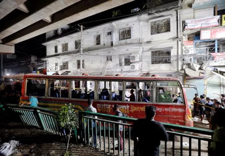 La explosión ocurrió en torno a las 19:30 hora local  en la planta baja de un edificio comercial.
