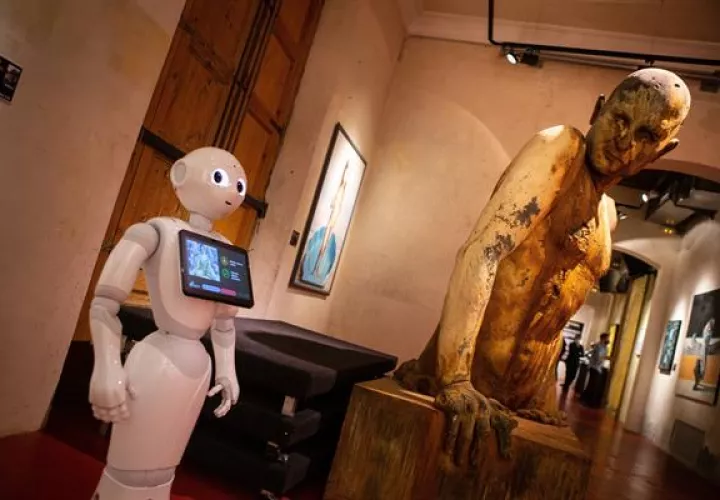 Buscan conocer el impacto de la inteligencia artificial (IA) en la Agenda 2030 de la ONU. Foto: EFE