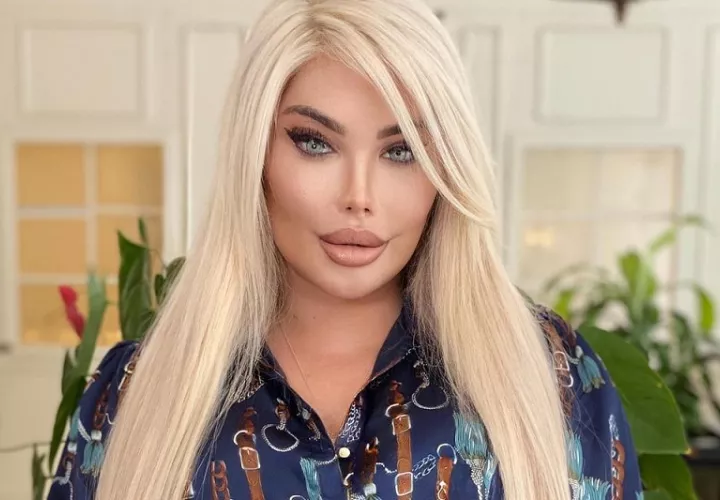 Jessica Alves, conocida como 'Ken humano'. @jessicaalvesuk
