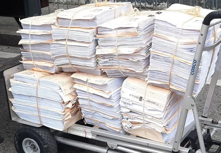 Unos 275 tomos componen el expediente del caso Lava Jato. Foto: Redes Sociales 