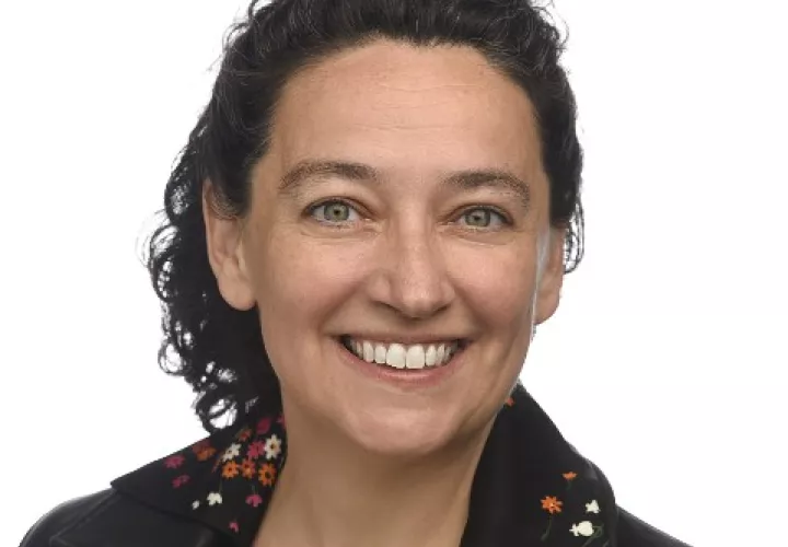 Melanie Stegman, profesora Asistente y Desarrolladora Principal del Centro de Tecnología Avanzada de Entretenimiento y Aprendizaje (CAELT).