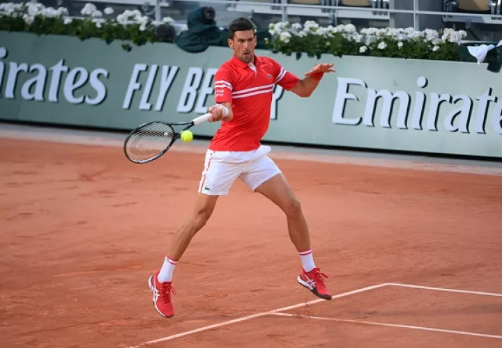 Djokovic en la segunda ronda deberá afrontar a el uruguayo Pablo Cuevas. Foto: Cortesía @rolandgarros