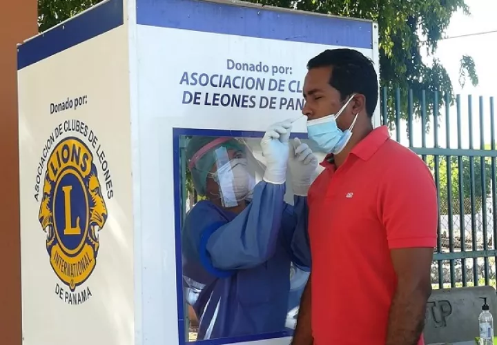A la fecha se aplicaron 13,947 pruebas nuevas de contagio de covid-19. Foto: Cortesía Minsa