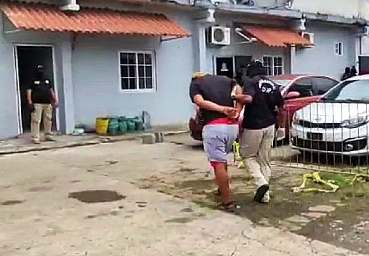 Un total de ocho personas fueron capturadas. Foto: Eric Montenegro