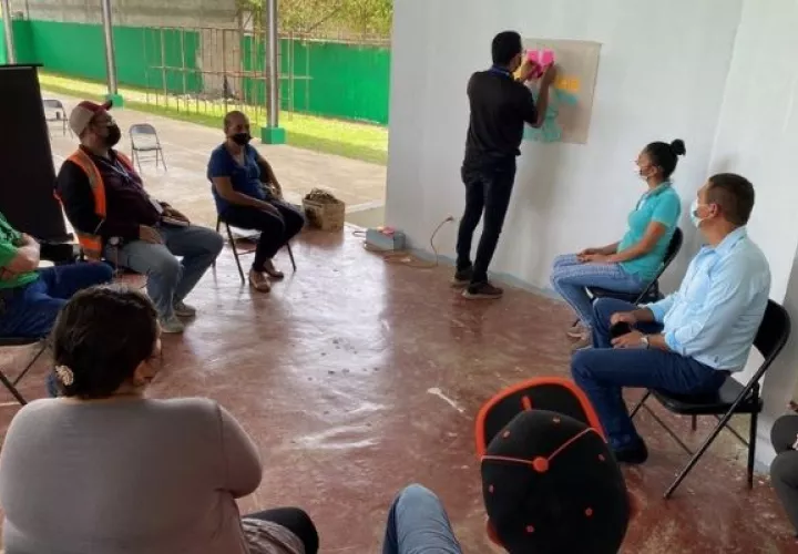 Este taller permitió conocer cómo inciden y se relacionan los distintos actores en la gestión de residuos de Tonosí.
