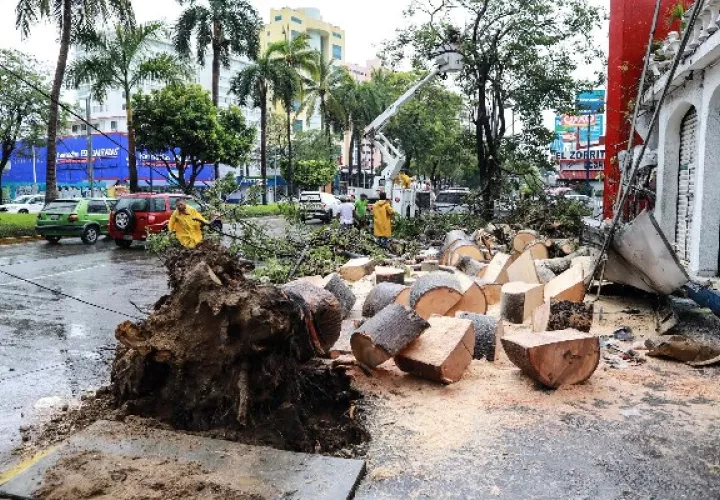 La tormenta tropical Dolores nació este viernes en aguas del Pacífico mexicano. Foto: EFE