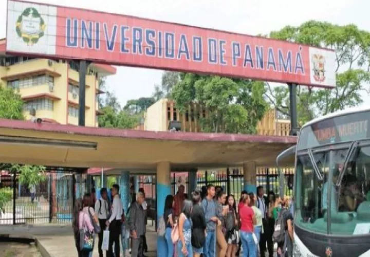 Los estudiantes de primer ingreso se mantendrán en sus hogares. Foto: Archivo