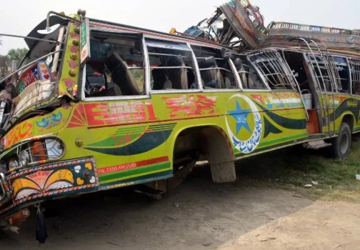 Los heridos han sido trasladados a un hospital de Dera Ghazi Khan. Foto: EFE