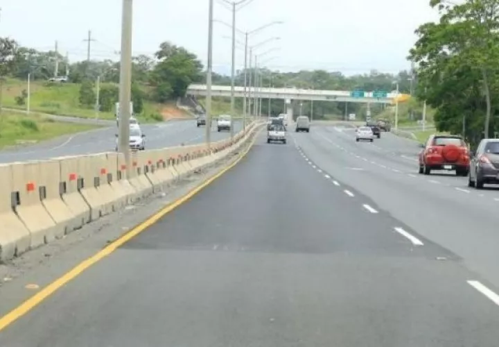 Autopista Arraiján- La Chorrera. 