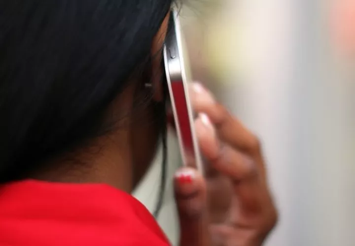 Los casos de estafas por celular aumentaron en más de 200%. Archivo