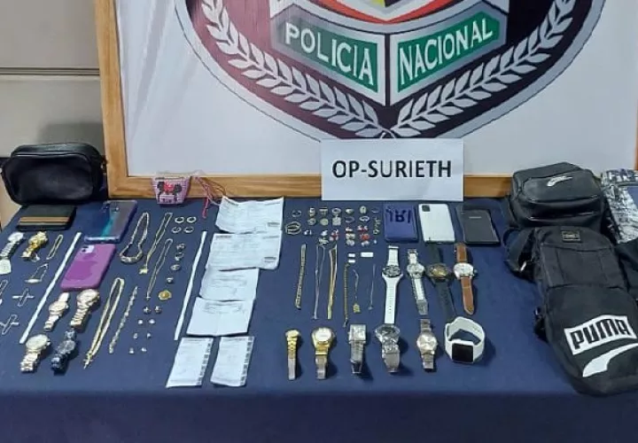 Las autoridades señalan que en las próximas horas se ordenará la detención de la segunda persona vinculada a este robo a mano armada para ser presentada ante un juez de garantía. Foto: José Vásquez