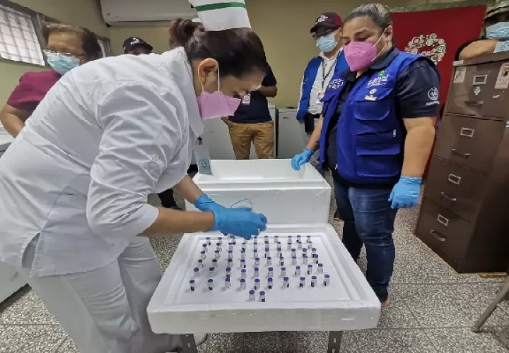 El operativo de barrido se efectuará entre el Minsa y la Caja de Seguro Social (CSS) en una acción que tiene como objetivo dar la mayor cobertura y efectividad en la aplicación de la vacuna contra la covid-19. Foto: José Vásquez