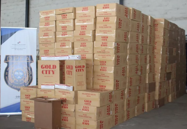 En el camión transportaban 4 millones de cigarrillos valorados en más de 311, 235 dólares. Foto: Mayra Madrid