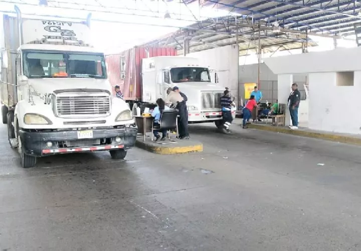 Se calcula que un 20% de la población económicamente activa de Colón está desempleada. Foto: Diomedes Sánchez