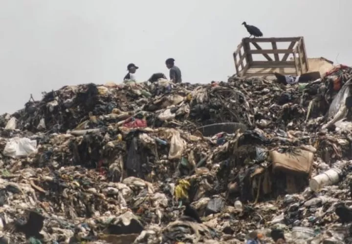 Se confirmó la mala compactación de los desechos y el peligro para las personas presentes como recicladores.