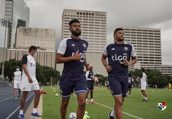 Aníbal Godoy y Andrés Andrade. Foto: Fepafut