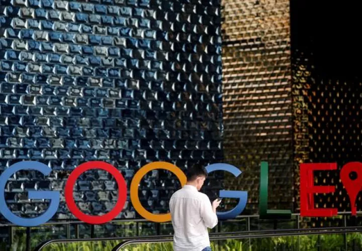 Google es  una empresa, principal subsidiaria de la multinacional estadounidense. Cuya especialización son los productos y servicios relacionados dispositivo electrónico y otras tecnología. 