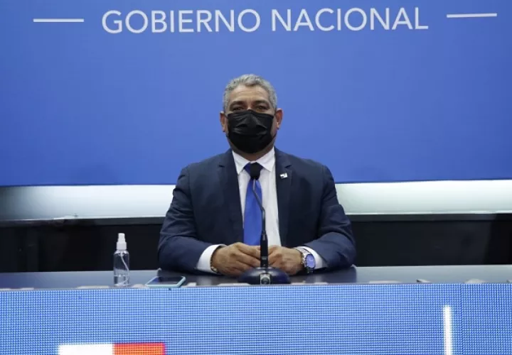 El ministro del Minsa, Luis Francisco Sucre, hizo el anuncio durante su comparecencia semanal emitida en cadena de televisión para todo el país. Foto: Cortesía @LPacoSucre