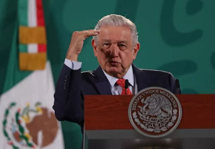 El presidente de México, Andrés Manuel López Obrador, durante una rueda de prensa en Palacio Nacional, de la Ciudad de México. EFE