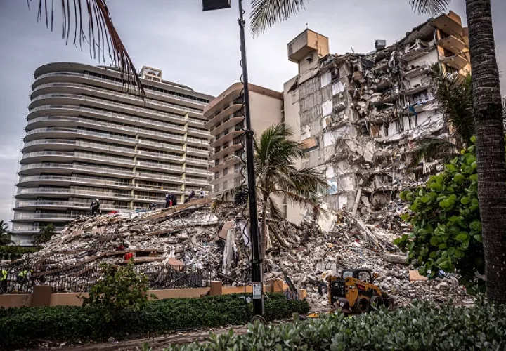 El derrumbe del edificio en Surfside (Miami-Dade) ocurrió el pasado 24 de junio. Foto: EFE
