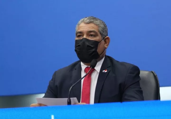 La advertencia del ministro Luis Francisco Sucre se da tras el aumento de casos de covid-19 en algunos sectores del país, por la proliferación de fiestas clandestinas. Foto: Cortesía Minsa