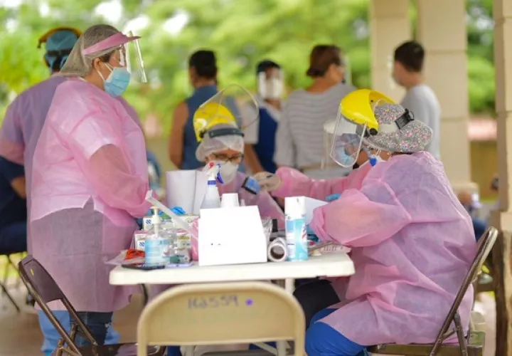 El distrito de La Chorrera suma 1,158 casos activos de covid-19, una cifra que mantiene alarmado al personal sanitario. Foto: Eric Montenegro