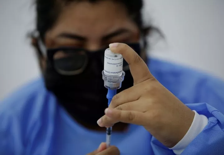 Panamá comenzó con la vacunación contra la covid-19 el 20 de enero de 2021. Foto: EFE