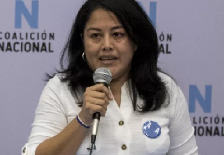 La excarcelada opositora Ivania Álvarez abandonó Nicaragua. Foto: EFE