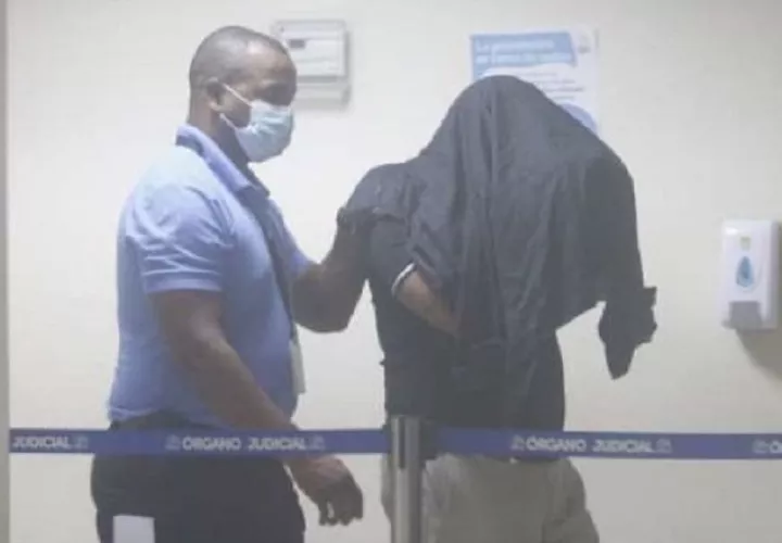 Hasta la fecha hay una persona detenida por el tema de la vacunación clandestina en Coco del Mar. Archivo 
