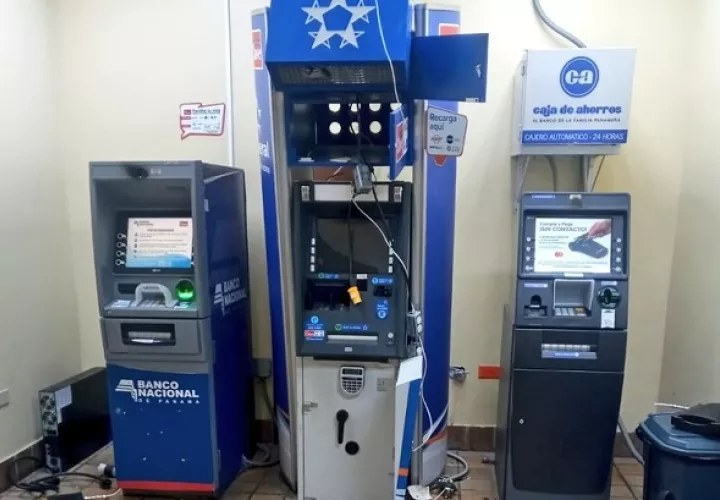 De acuerdo con un comunicado de la Caja de Seguro Social, hubo un intento de robo a los cajeros automáticos.