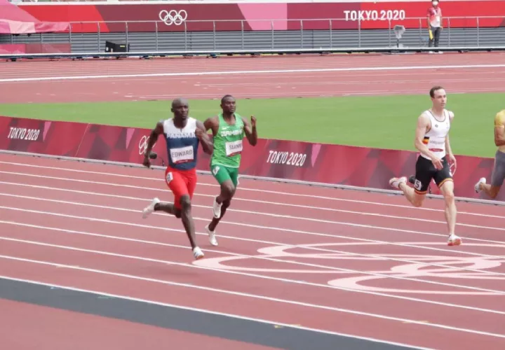 Alonso Edward. en su carreras en los 200 metros planos Foto:Cop