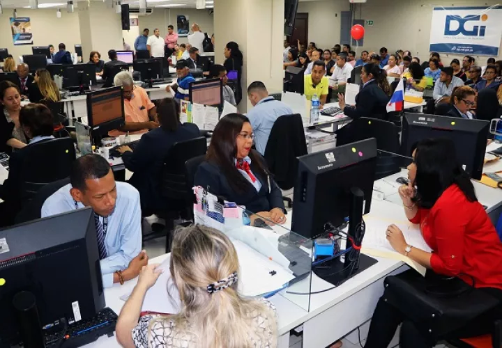 El contribuyente debe pagar el monto nominal del impuesto. Archivo