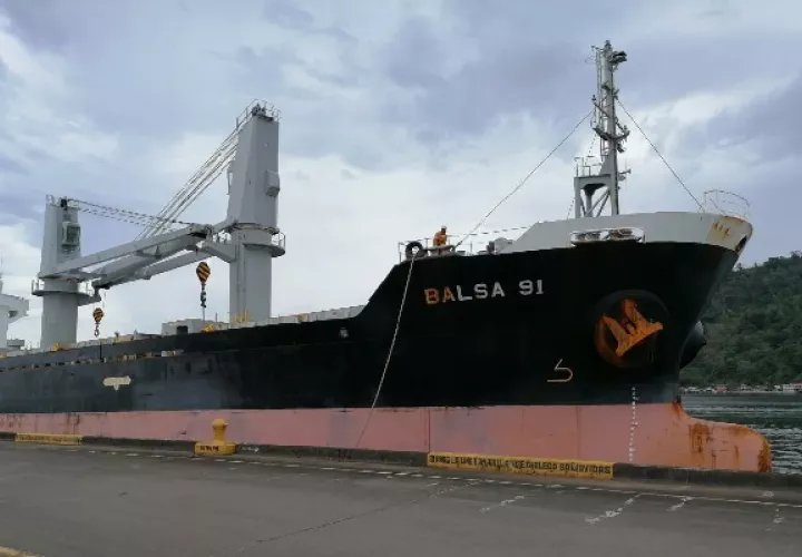 Se conoció que la embarcación Balsa 91 tiene previsto realizar la carga de azúcar cruda, cuyo destino es Estados Unidos. Foto: Mayra Madrid