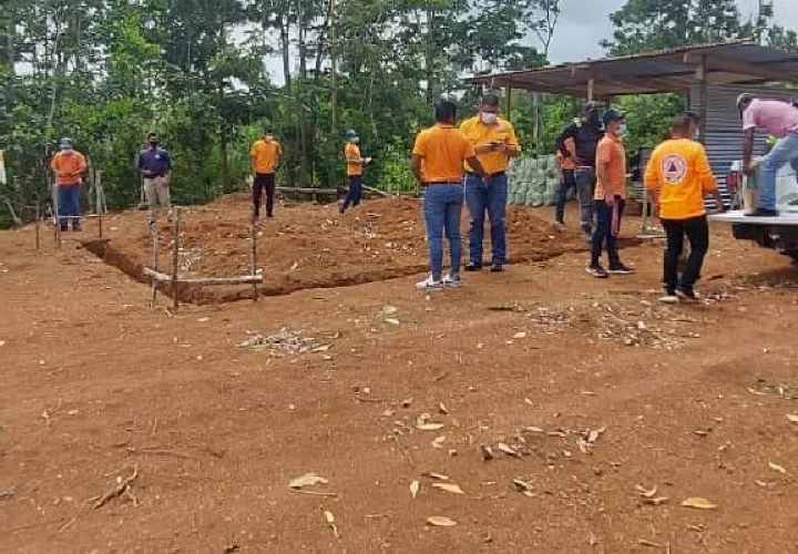 El predio en el cual ya se ha comenzado a levantar la base de operaciones, fue cedido por el Municipio de Capira, como parte de su programa de prevención y ayuda. Foto: Eric Montenegro