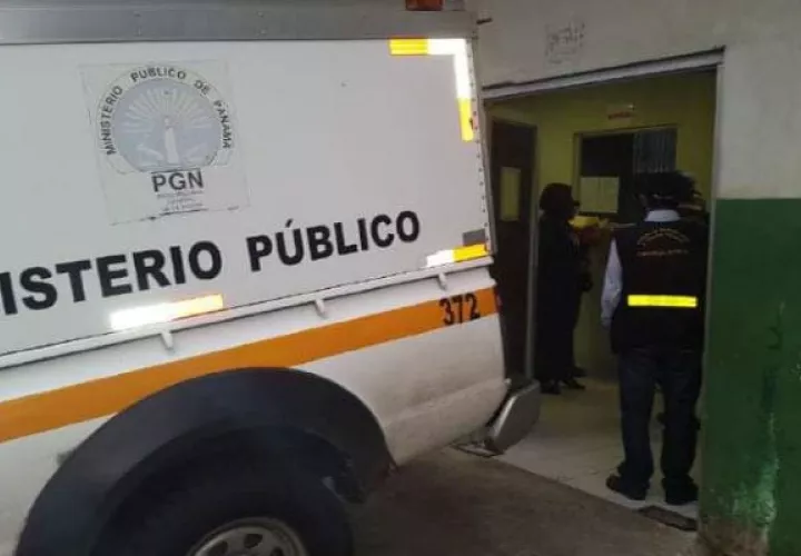 La madrugada de este jueves se trasladó el cuerpo de Rodríguez a la morgue judicial de la provincia de Colón. Foto: Diomedes Sánchez