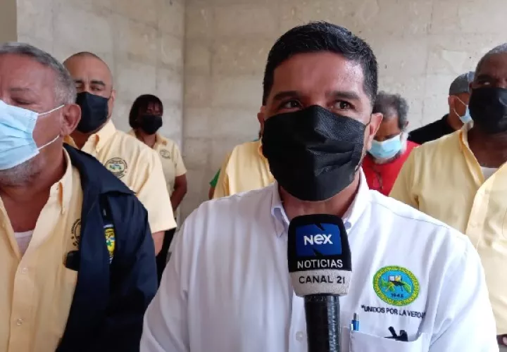 Docentes exigen que el Meduca crear las condiciones de bioseguridad para el retorno a clases. Foto: Víctor Arosemena