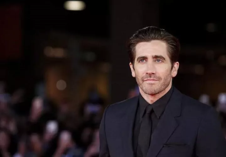 Según Jake Gyllenhaal no bañarse tiene sus ventajas, ayuda al mantenimiento de la piel.  Foto: EFE