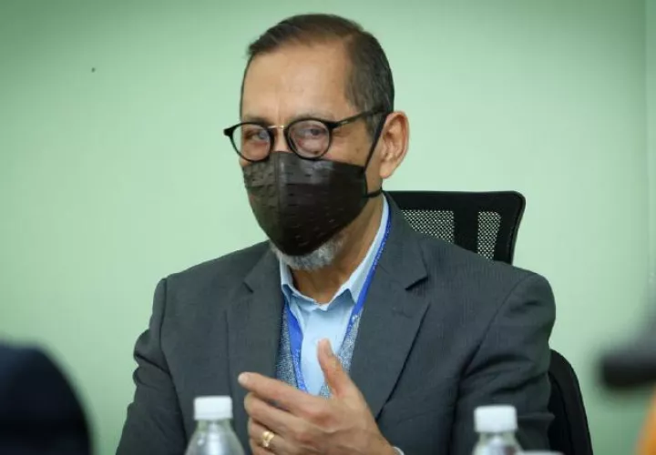 José Vicente Pachar, actual director del Instituto de Medicina Legal y Ciencias Forenses habló de la importancia del uso de la cadena de custodia en su libro. Archivo