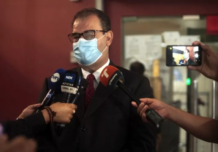 Carlos Carrillo, coordinador de la defensa de Ricardo Martineli fue quien participó en la audiencia de este viernes. Víctor Arosemena