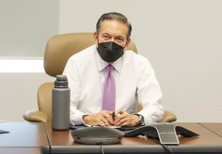 Vacunación para funcionarios públicos podría ser obligatoria. Foto: Cortesía 
