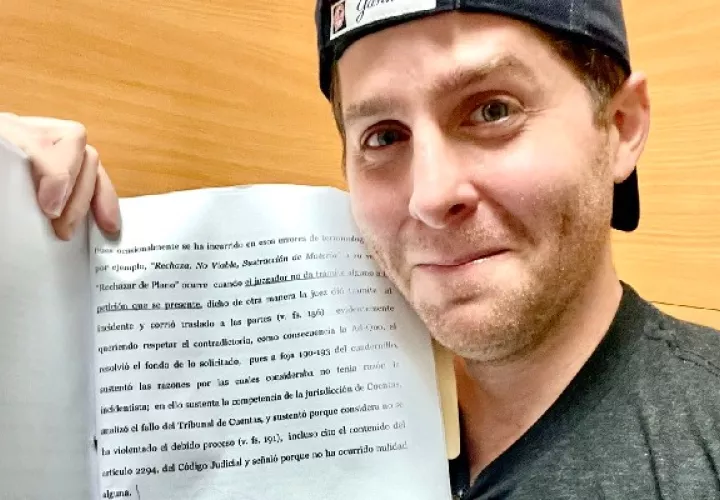 "Le ganamos a la manipulación jurídica y la persecución política que inició Juan Carlos Varela", dijo Mayer Mizrachi. Foto: Cortesía