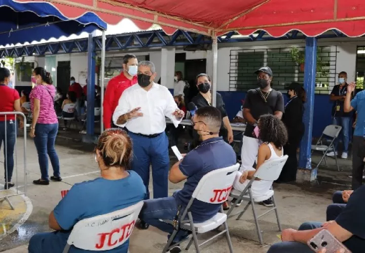 Panamá mantiene estrategia de vacunación por barrido con las dosis de Pfizer. Foto: Cortesía Minsa