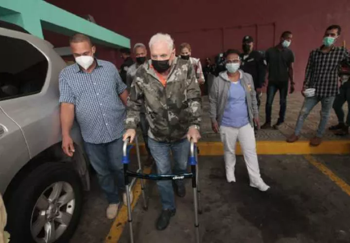 El expresidente de la República, Ricardo Martinelli, a pesar de estar incapacitado ha asistido a algunas de las audiencias de juicio oral. Foto: Víctor Arosemena