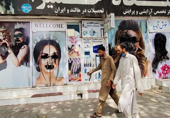 Las mujeres afganas no se fían de los talibanes. Foto: EFE