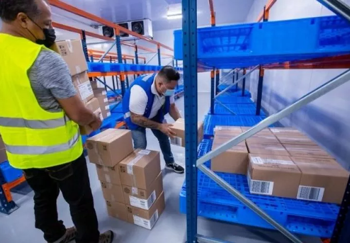 Panamá ha recibido cinco embarques de la vacuna AstraZeneca.