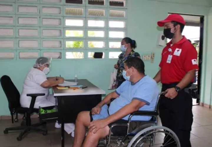 Según cifras de Panamá Solidario, en el distrito de Capira se han vacunado 28,159 personas con la primera o segunda dosis de Pfizer y AstraZeneca. Foto: Eric Montenegro