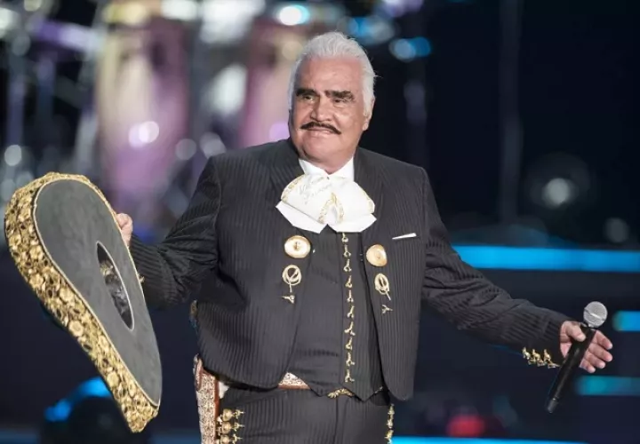 El cantante Vicente Fernández durante un concierto en el Auditorio Nacional de la capital mexicana. Foto: EFE / Archivo