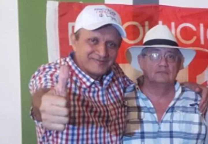 Francisco Israel Rodríguez (gorra blanca), es el actual director del DAS, y mantiene un proceso abierto en el Tribunal de Cuentas. Archivo