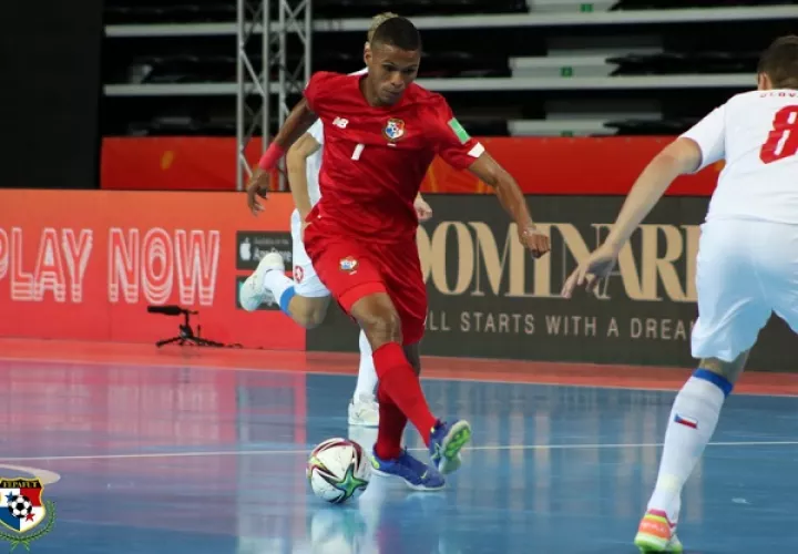 Panamá cae ante República Checa. Foto:@Fepafut